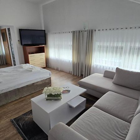 Motel Za Miedza Bralin Luaran gambar