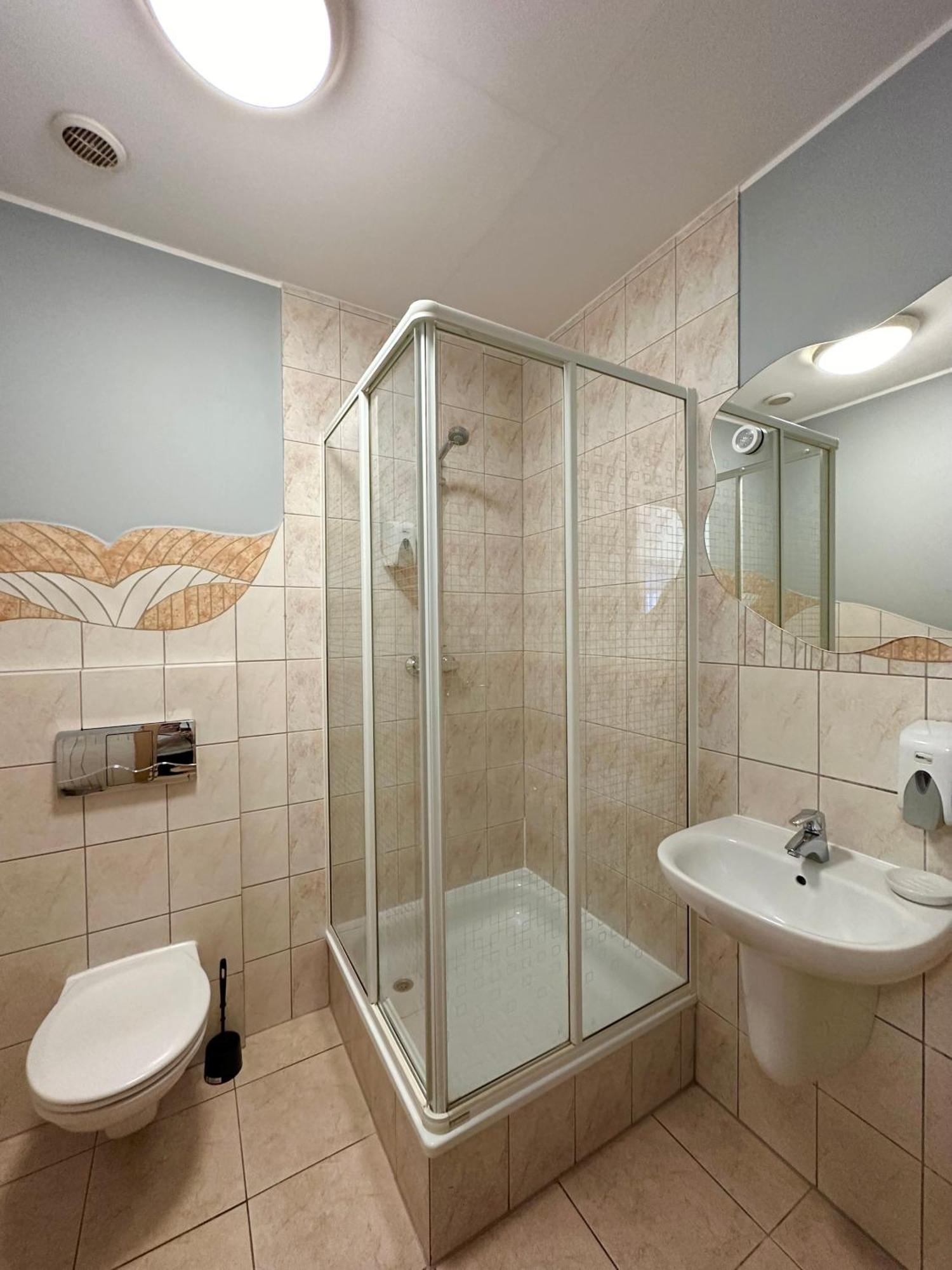Motel Za Miedza Bralin Luaran gambar