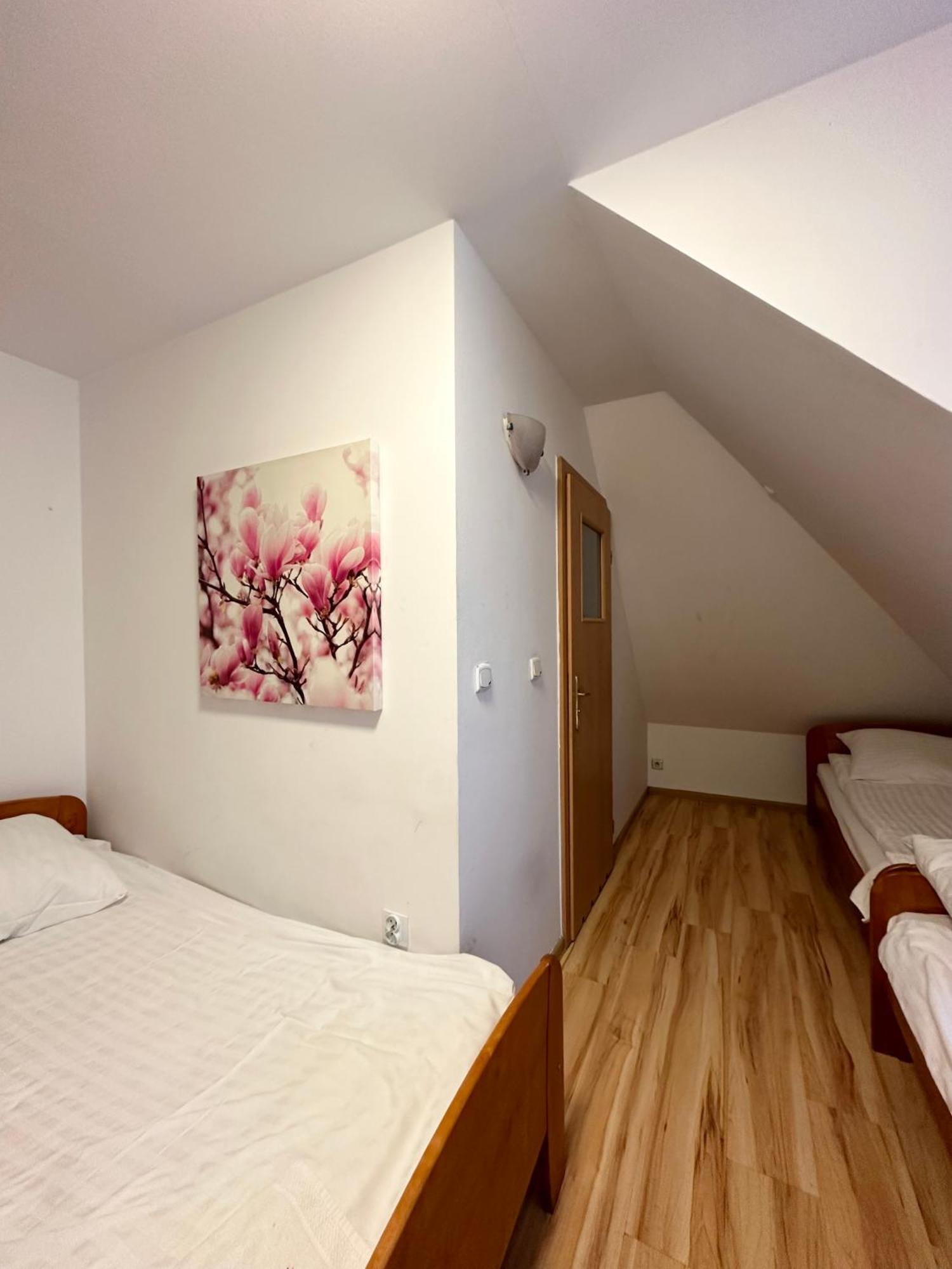 Motel Za Miedza Bralin Luaran gambar