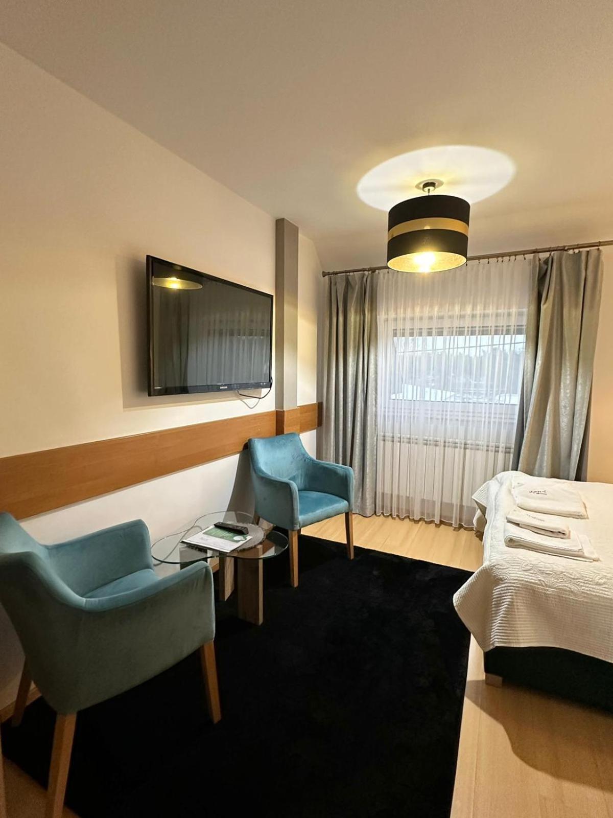 Motel Za Miedza Bralin Luaran gambar
