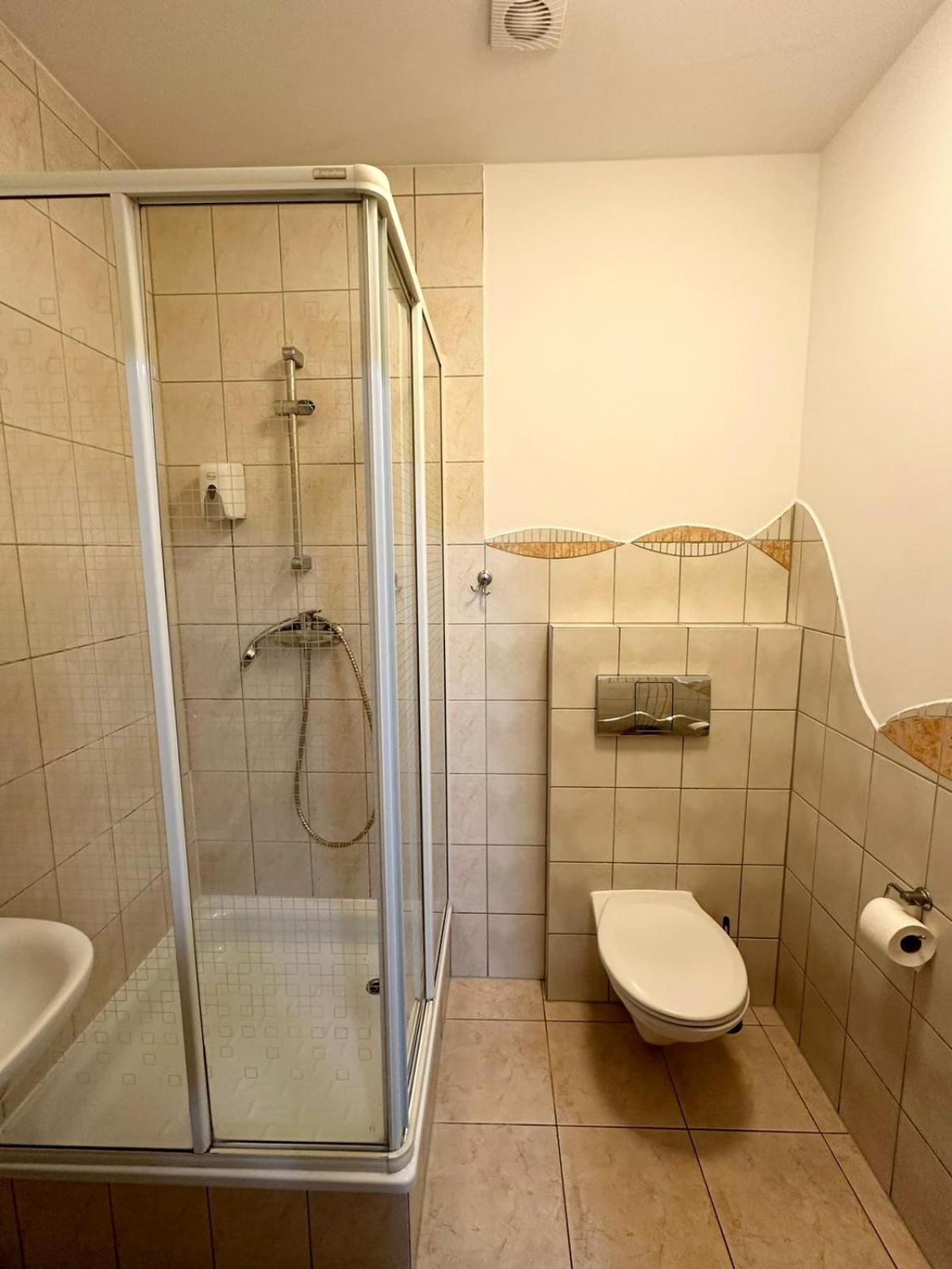 Motel Za Miedza Bralin Luaran gambar